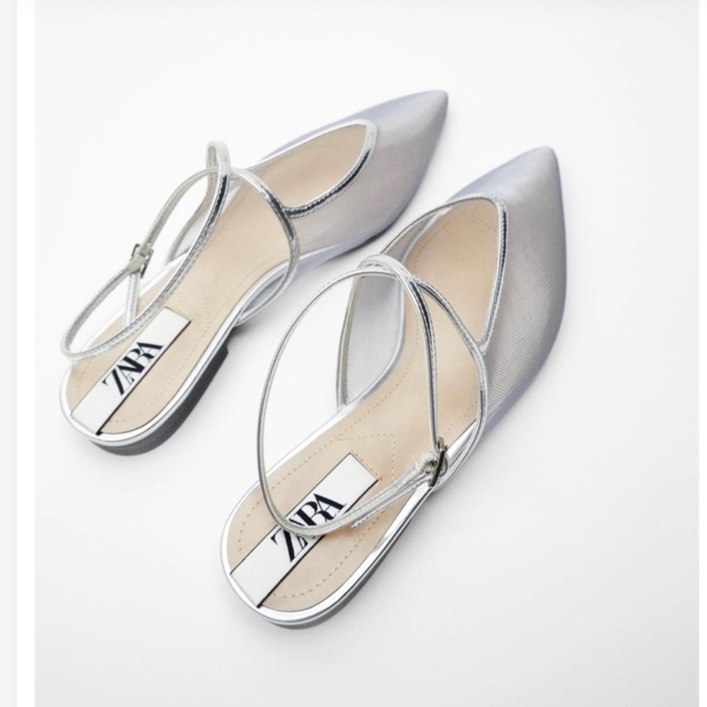 🌸MESH BALLERINAS WITH ANKLE STRAP TRF🌸
I 3506/510/092